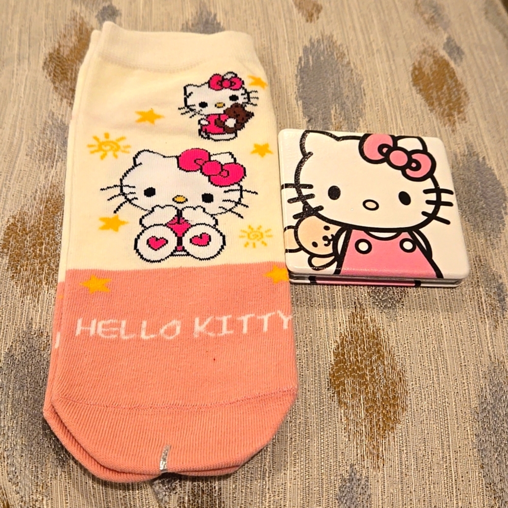 Hello Kitty 2 sided magnifying mirror and socks